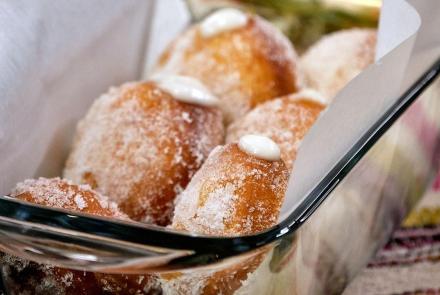 Relle's Malasadas Fried Donut & Leanna's Cinnamon Rolls: asset-mezzanine-16x9