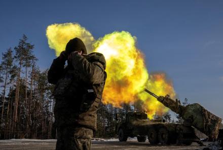 News Wrap: Ukraine commander says weapons in short supply: asset-mezzanine-16x9