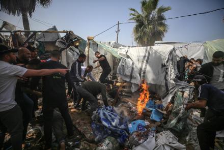 News Wrap: Airstrike at Gaza hospital kills 2 Palestinians: asset-mezzanine-16x9