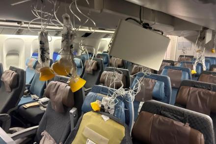 Turbulence on Singapore Airlines flight kills passenger: asset-mezzanine-16x9