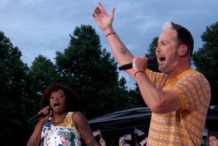 Fitz & Noelle from Fitz and The Tantrums Perform “Sway” & “HandClap”: asset-mezzanine-16x9