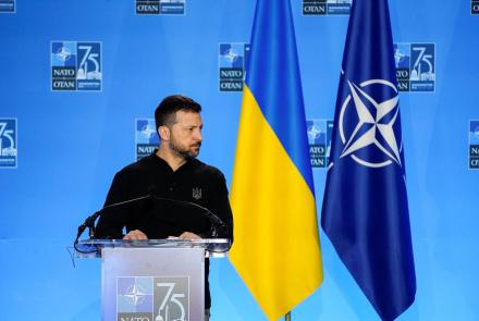 News Wrap: NATO leaders discuss Ukraine membership: asset-mezzanine-16x9