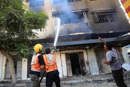 News Wrap: Israeli strikes kill at least 15 in Gaza City: asset-mezzanine-16x9