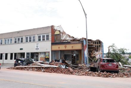 News Wrap: Tornado hits upstate New York community: asset-mezzanine-16x9