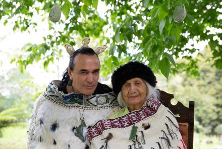 James & Isey: asset-mezzanine-16x9