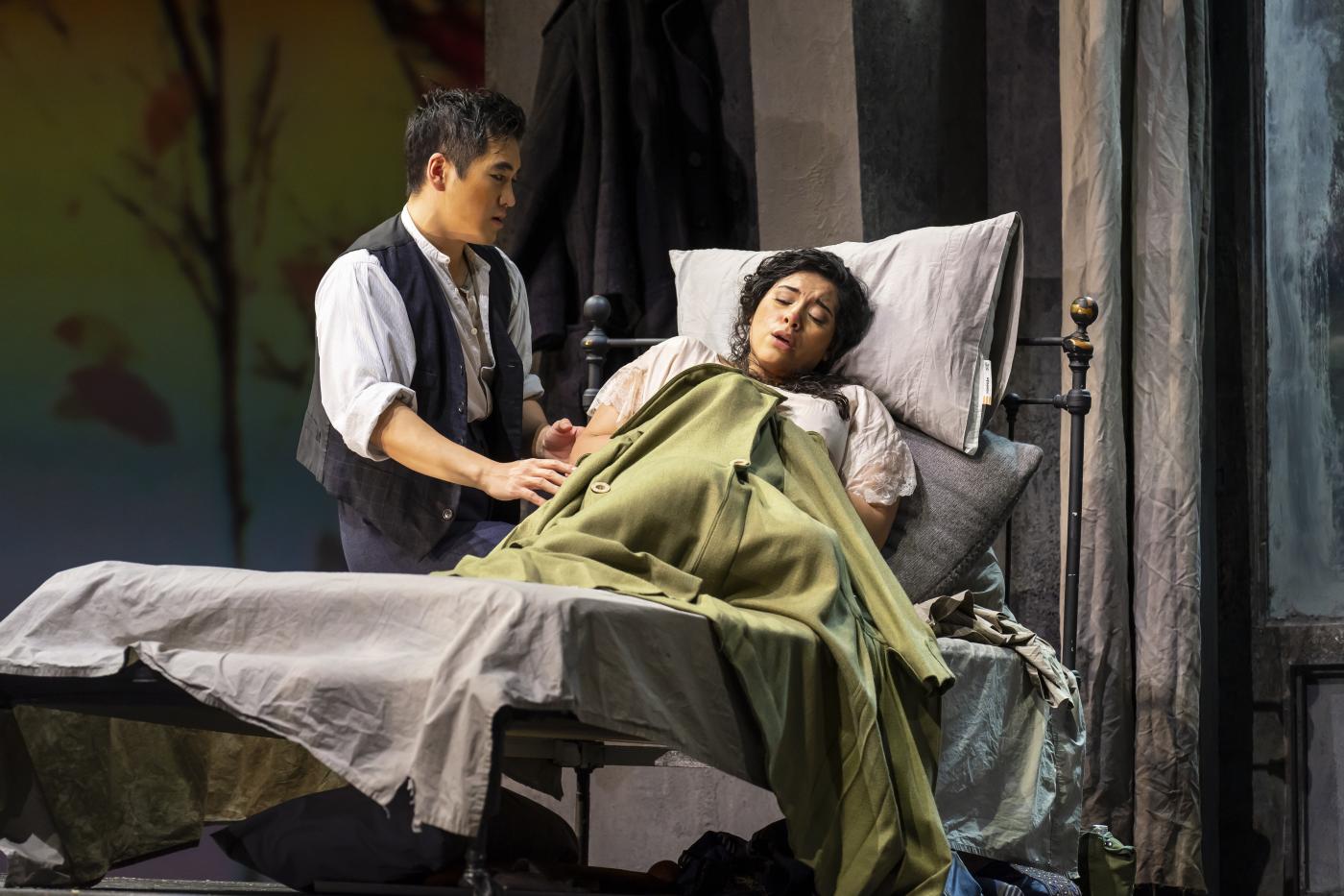 Tenor Kang Wang (left) plays Rodolfo; soprano Gabriella Reyes (right) plays Mimì