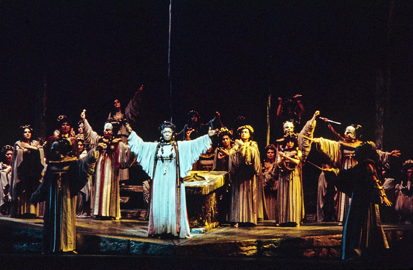 Shirley Verrett as Cassandre in "La Prise de Troie," Part I of Berlioz's "Les Troyens." Photo: Met Archives