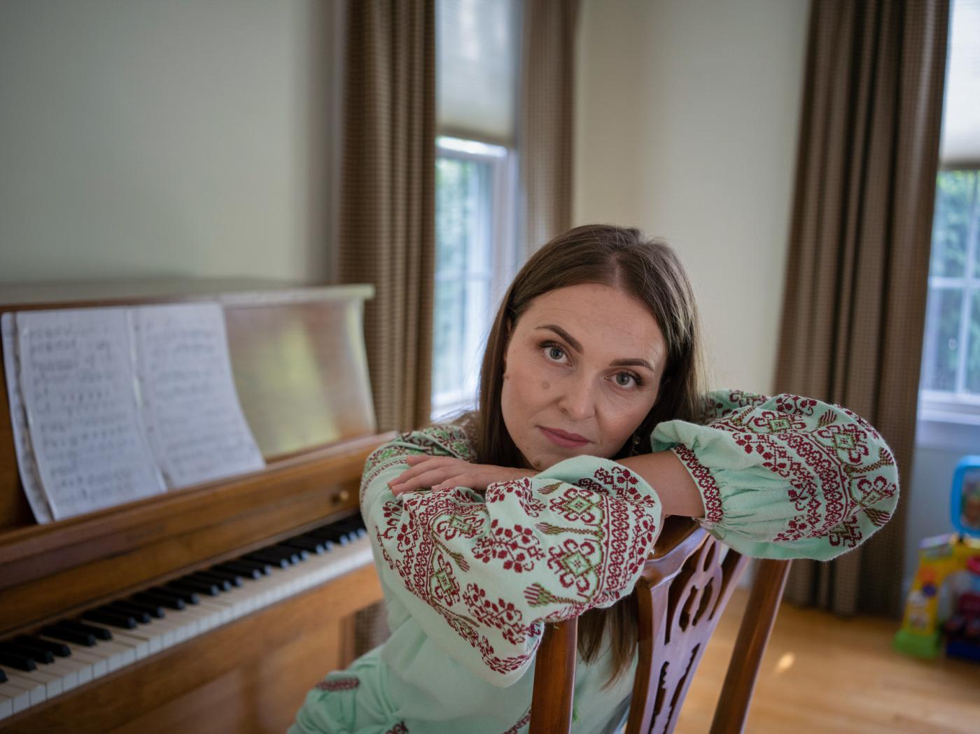 Olha Abakumova is an opera singer and a member of the Khmelnytskyi Regional Philharmonic and a music teacher. When she came to the U.S. with her daughter, she made sure to find room in her suitcase for her most treasured sheet music for Ukrainian arias that she sings.